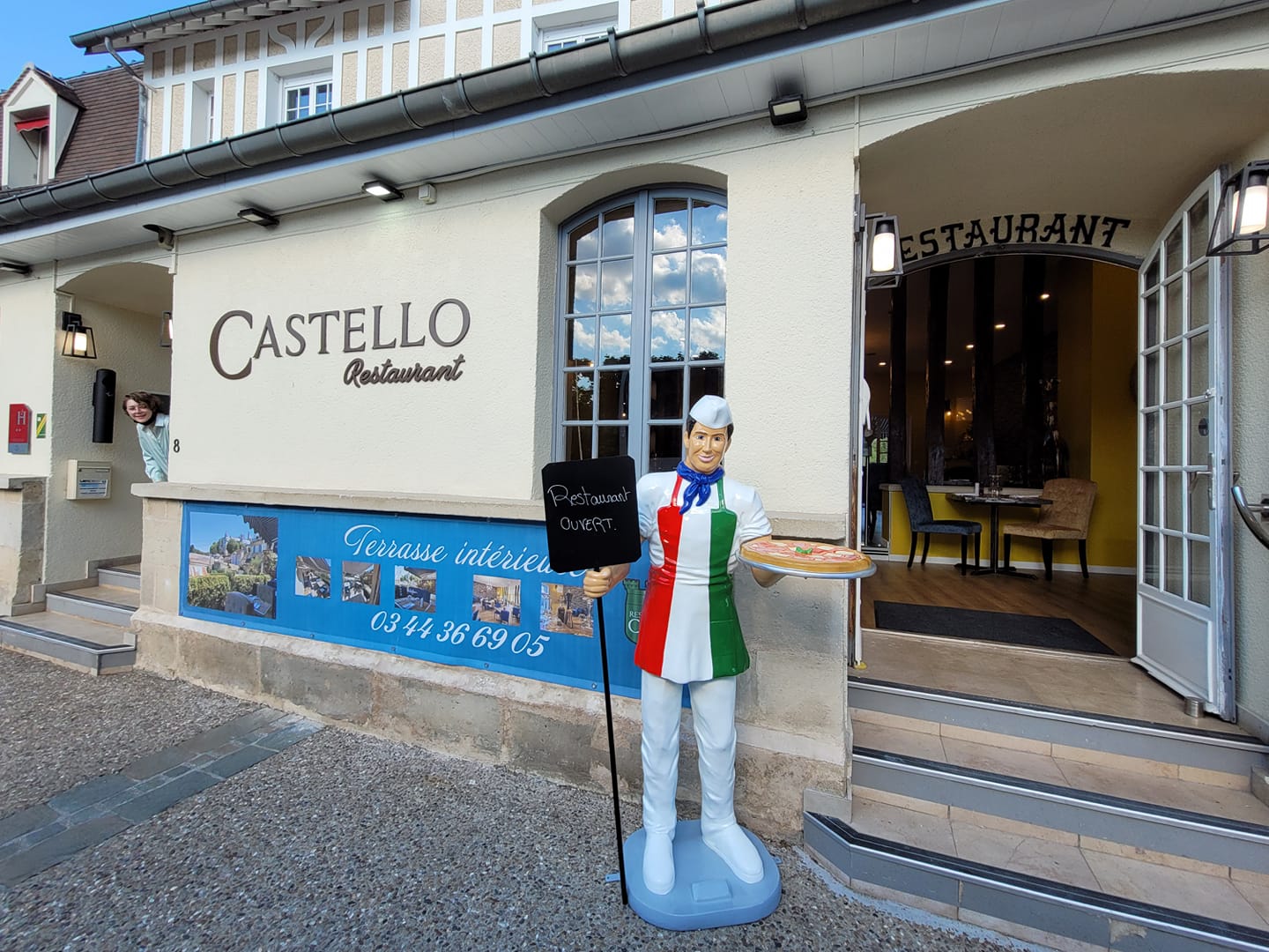 Facade du restaurant italien castello à pierrefonds